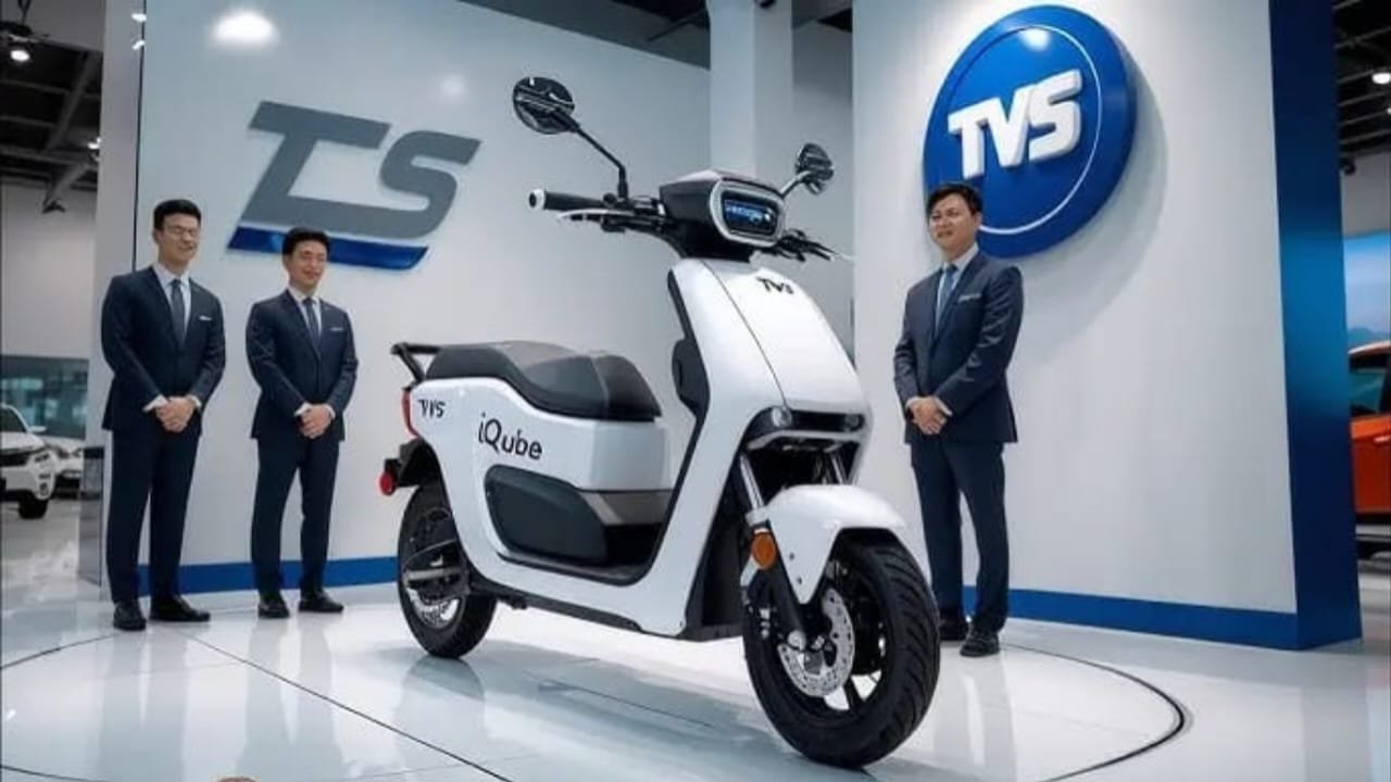 TVS iQube Electric Scooter – 612Km Range, 82Km/h Top Speed, 8.3kWh Battery & Smart Connected Features at Only ₹64,999!