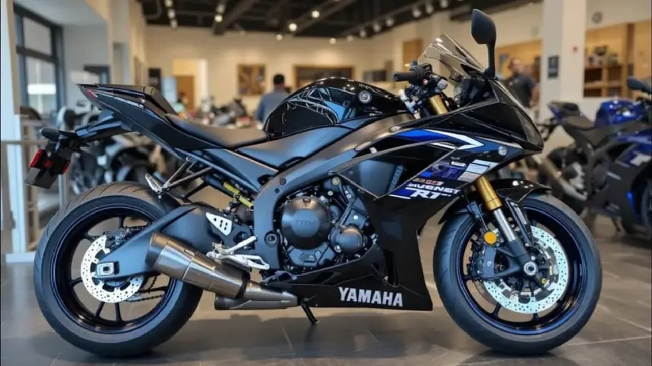 Yamaha R7 Bike Launched 2026 – 689cc Parallel Twin Engine, 74PS Power, 6-Speed Gearbox & Full Fairing Supersport Design at ₹5.65 Lakh!